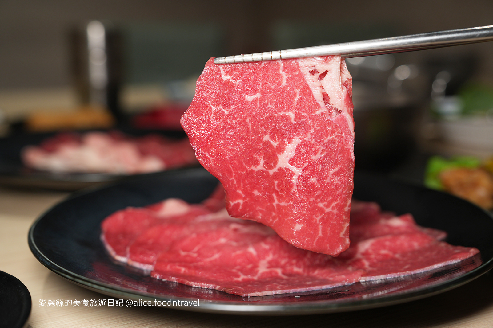 台中火鍋吃到飽 台中自助吧 台中吃到飽 台中壽喜燒吃到飽 台中麻辣鍋吃到飽 台中BUFFET 台中餐廳推薦 台中平價美食 台中聚餐餐廳 台中火車站 台中新時代 台中一中美食 鬥牛士二鍋 吃到飽推薦