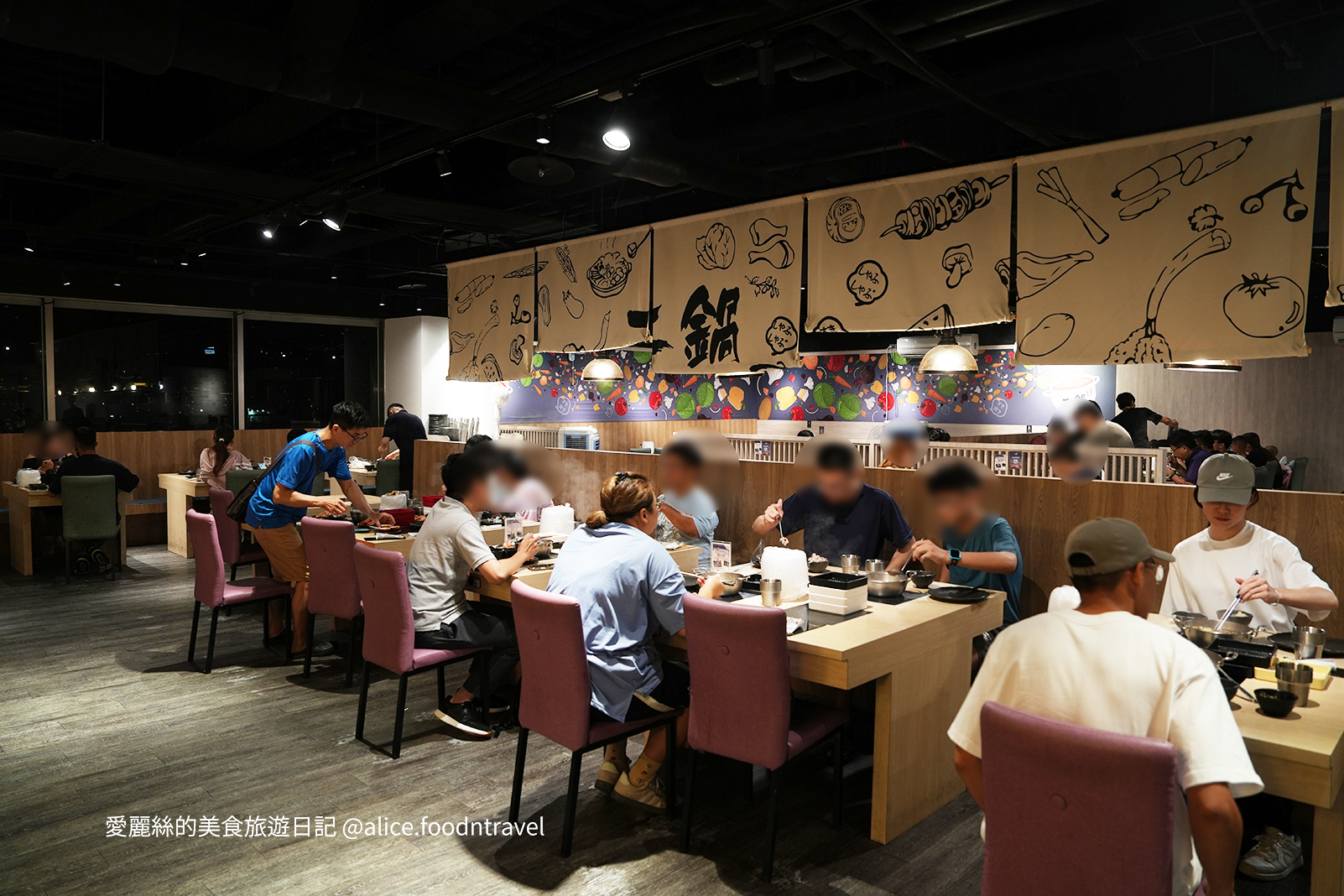 台中火鍋吃到飽 台中自助吧 台中吃到飽 台中壽喜燒吃到飽 台中麻辣鍋吃到飽 台中BUFFET 台中餐廳推薦 台中平價美食 台中聚餐餐廳 台中火車站 台中新時代 台中一中美食 鬥牛士二鍋 吃到飽推薦
