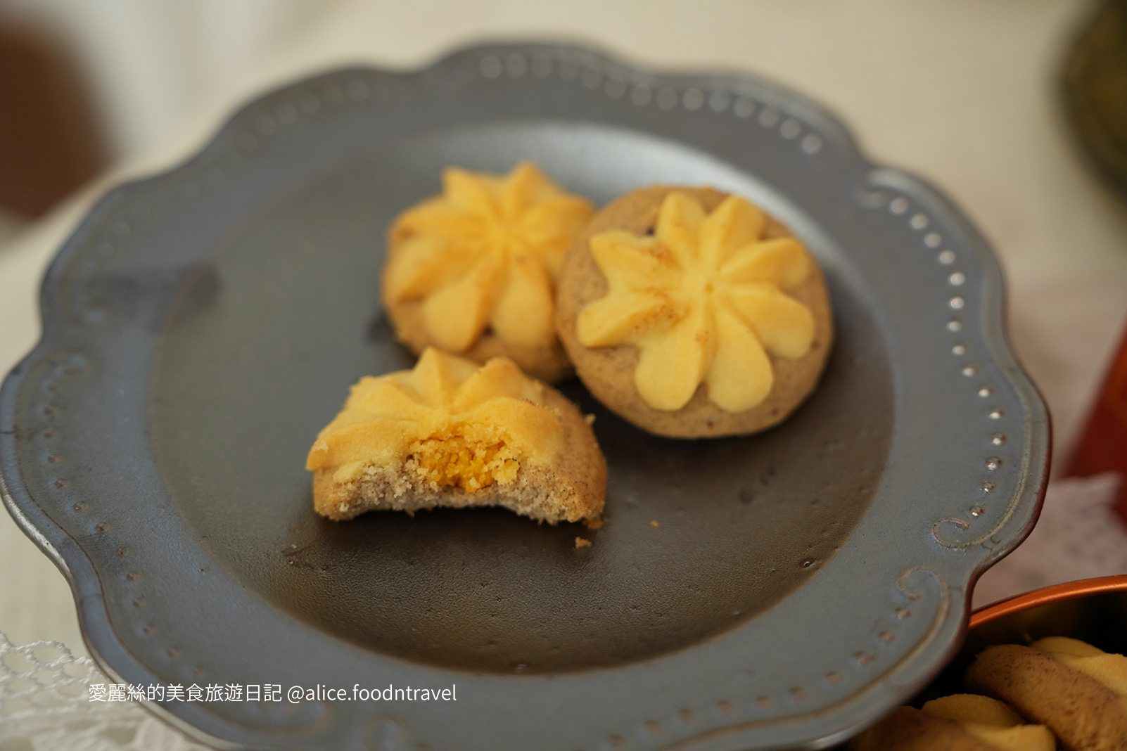 中秋禮盒 蛋黃酥餅乾 蛋黃酥曲奇 餅乾禮盒 月餅推薦 喜餅推薦 彌月禮盒 彌月蛋糕 2025宅配甜點 2025中秋禮盒 2025台中十大伴手禮 台中伴手禮推薦 宅配甜點