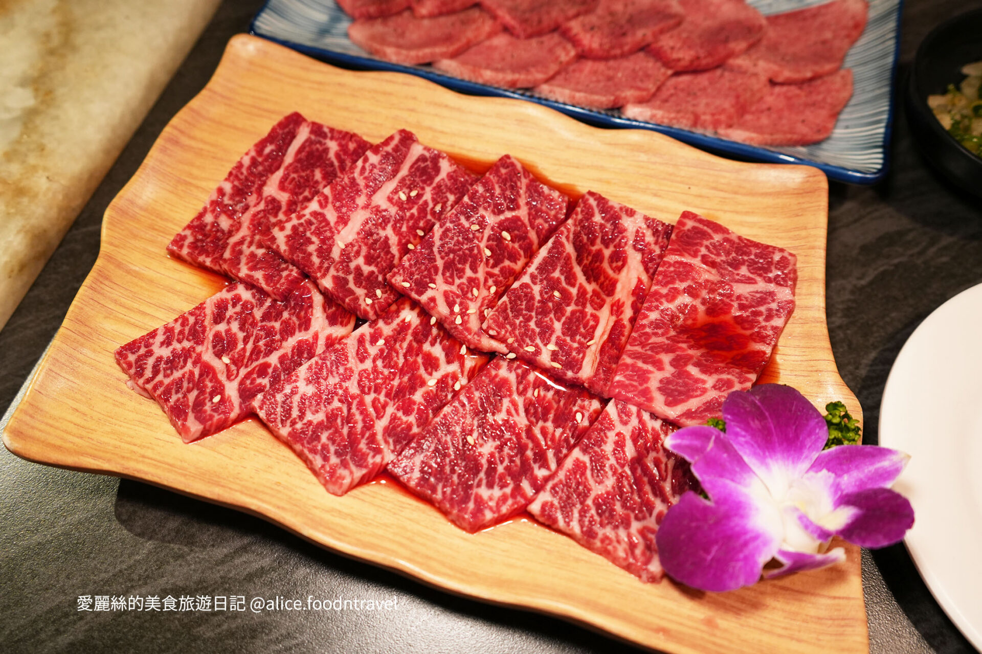 台中西區燒肉台中燒肉推薦燒肉推薦燒肉店燒烤台中串燒台中烤肉日式燒肉日式炭火燒肉台中燒肉排行榜六本木燒肉和牛安格斯牛六本木燒肉菜單