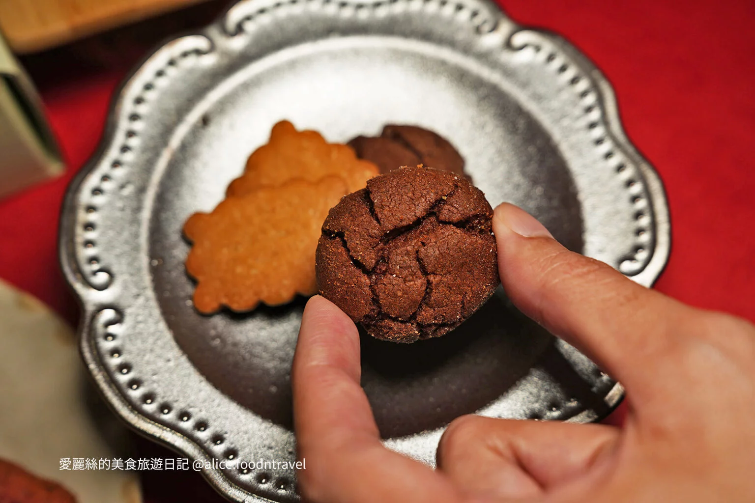 宅配甜點聖誕節禮物過年禮盒新年快樂農曆新年過年送禮禮盒推薦2025禮盒2025新年禮物網路購物網購甜點熱門甜點公益禮盒菓實日