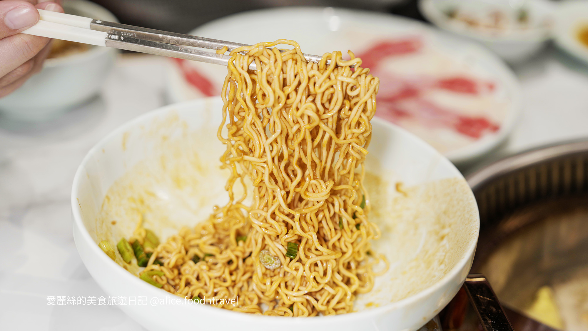台中北屯美食 台中火鍋 台中麻辣鍋 北屯麻辣鍋 北屯火鍋 台中麻辣鍋推薦 台中麻辣鍋餐廳 北屯火鍋推薦 老井麻神 老井麻神極上鍋物 老井麻辣鍋 老井火鍋 老井燒肉 麻神麻辣鍋 漢神洲際美食 漢神洲際火鍋 漢神洲際麻辣鍋 麻辣鴨血 台中鴨血推薦 麻辣鍋鴨血