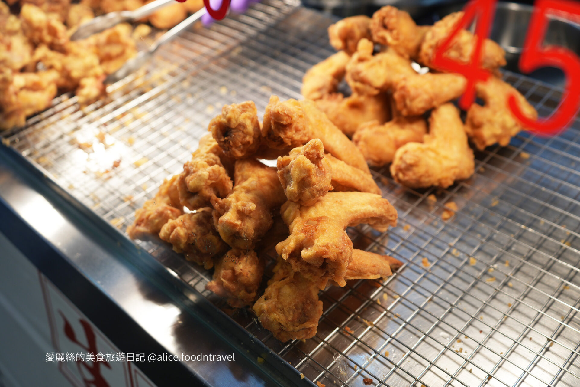 台中炸雞胖老爹男子和炸雞北平黃昏市場北平路美食北區美食台中小吃台中美食推薦炸雞腿台中西屯美食中清路美食菜市場美食